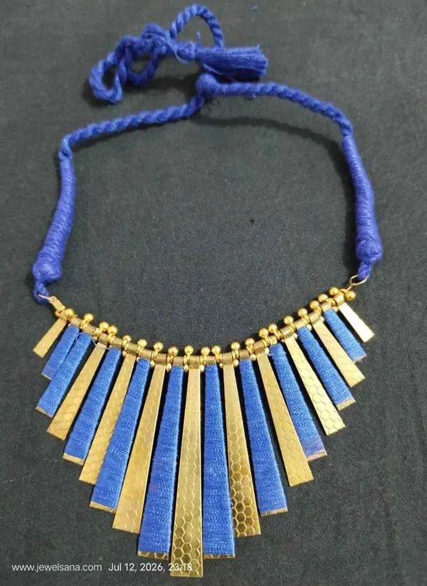 Blue_Thread_Metal_Statement_Necklace_For_Women