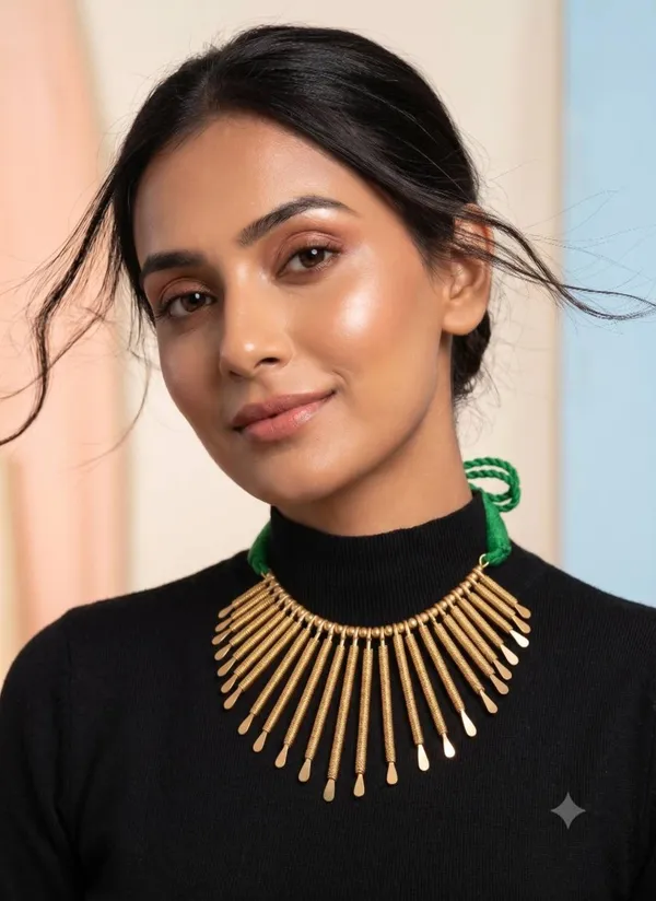Green_Thread_Metal_Statement_Necklace_For_Women