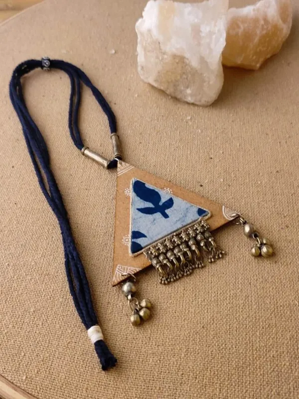 Blue_Fabric_Tribal_Triangle_Pendant_Necklace_For_Women