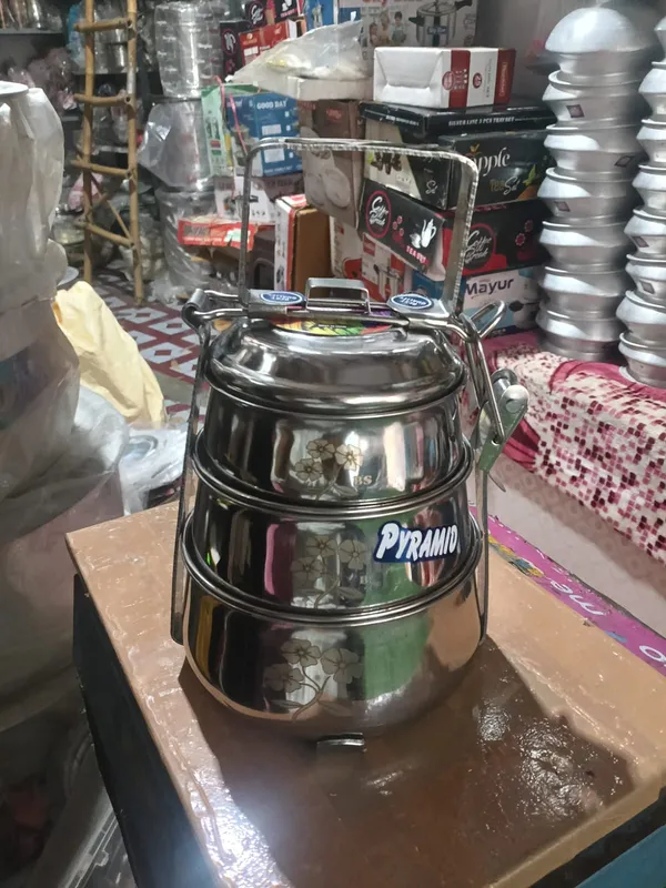 tiffin_handi