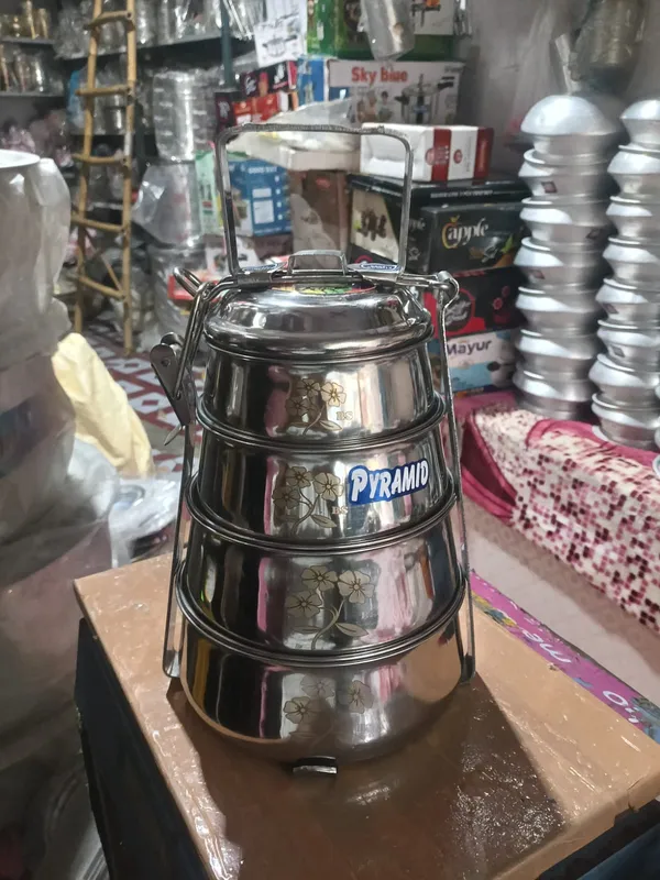 tiffin_handi