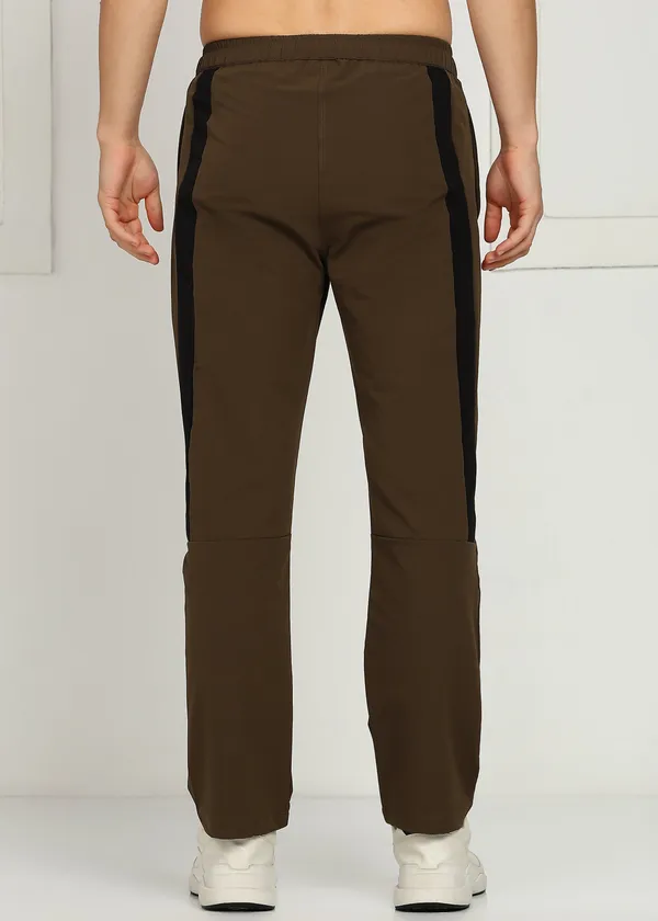Men's_Nylon_Dobby_Track_Pants_Relaxed_Fit_Comfort