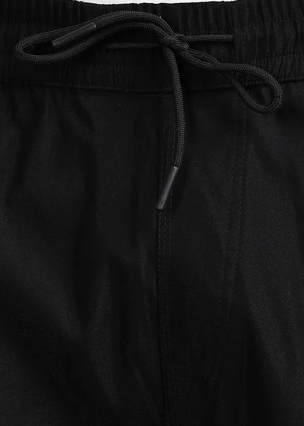 VERO_LIE_Black_Cargo_Trackpant_|_Premium_Utility_Fit_for_Everyday_Performance