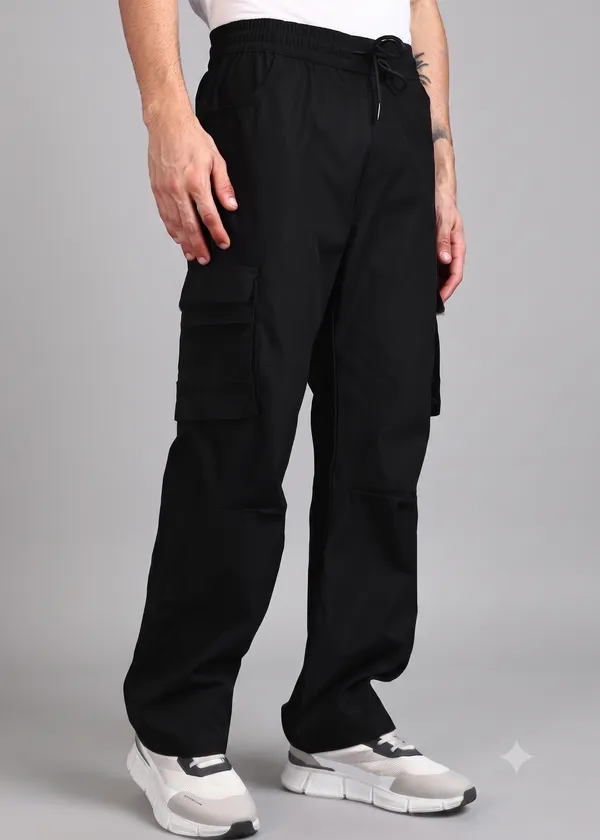 VERO_LIE_Black_Cargo_Trackpant_|_Premium_Utility_Fit_for_Everyday_Performance