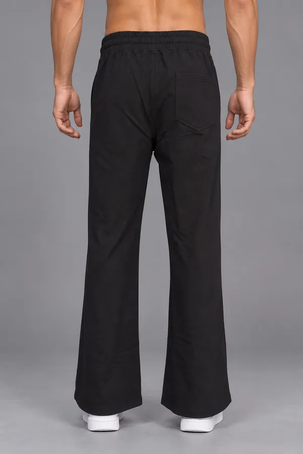 VERO_LIE_Men's_Black_Baggy_Fit_Trackpants_|_300_GSM_Cotton_Blend_|_Gen-Z_Streetwear
