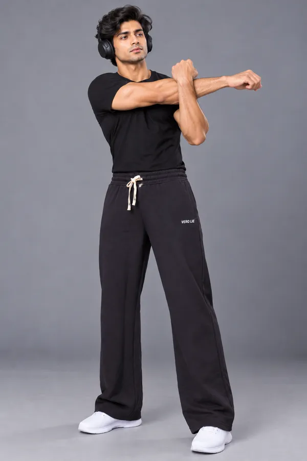 VERO_LIE_Men's_Dark_Grey_Baggy_Fit_Trackpants_|_300_GSM_Cotton_Blend_|_Gen-Z_Streetwear