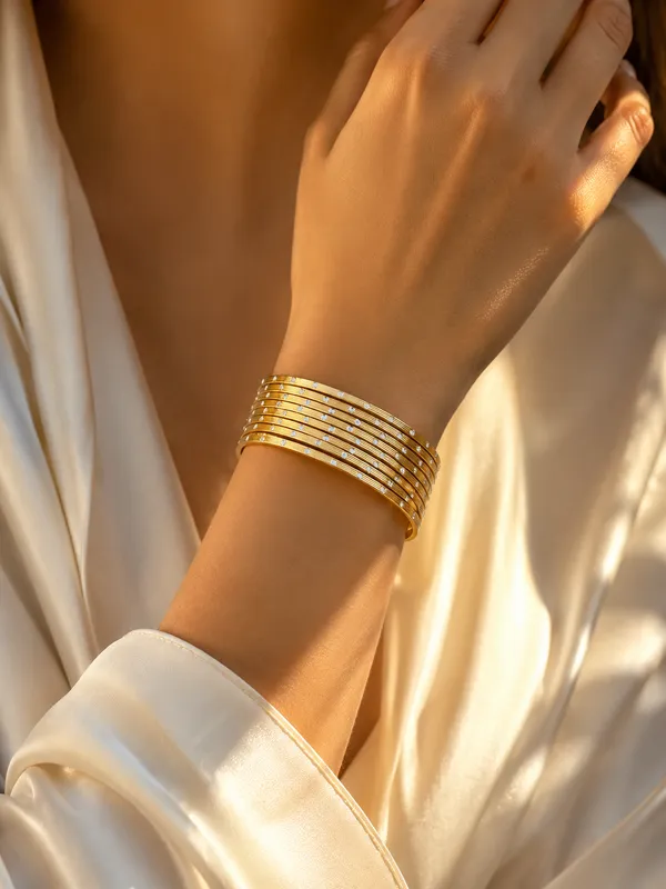 Classic_Crystal_Bangles_(Set_of_8)