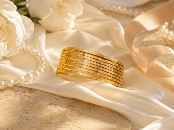 Classic_Crystal_Bangles_(Set_of_8)
