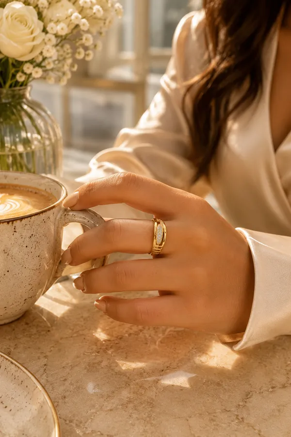 Golden_Orbit_Ring