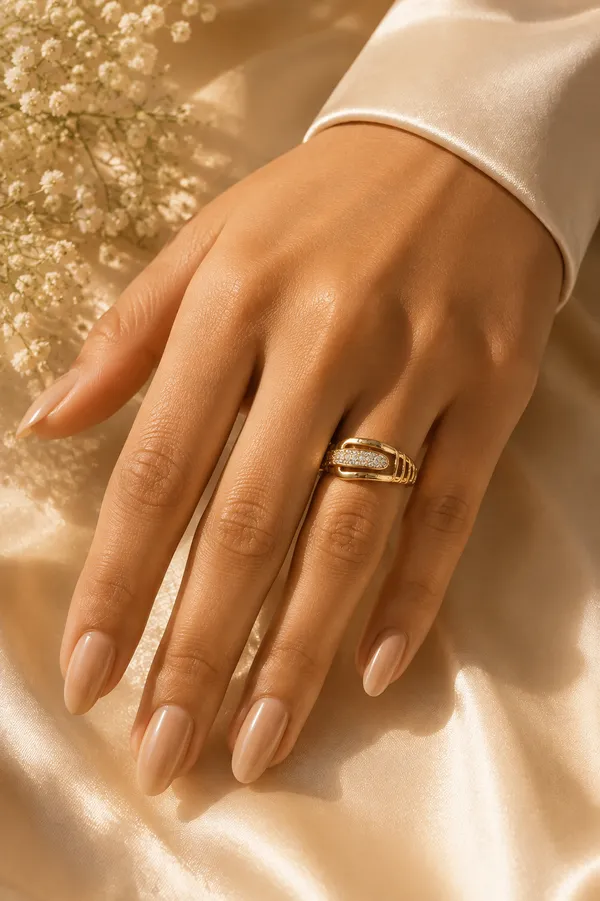 Golden_Orbit_Ring