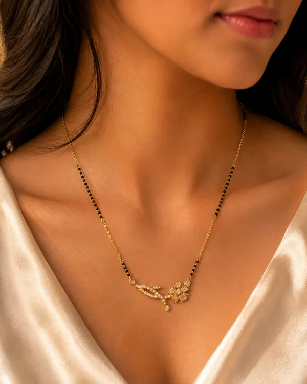 Petal_Glow_Mangalsutra