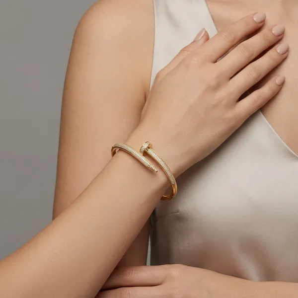 Gold_Stainless_Steel_American_Diamond_Bracelet_For_Women