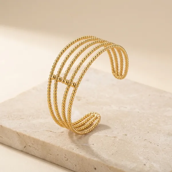 Gold_Stainless_Steel_Bracelet_For_Women