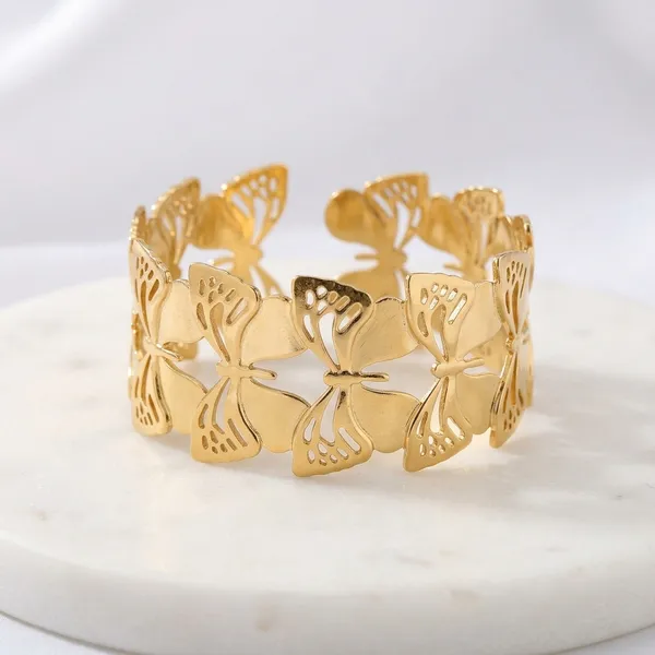 Gold_Stainless_Steel_Bracelet_For_Women