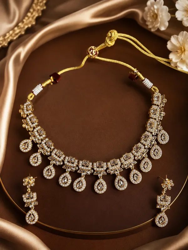 Champagne_And_Gold_Copper_Brass_Necklace_Set_For_Women
