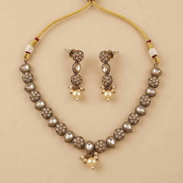 White_And_Mehendi_Copper_Brass_Necklace_Set_For_Women