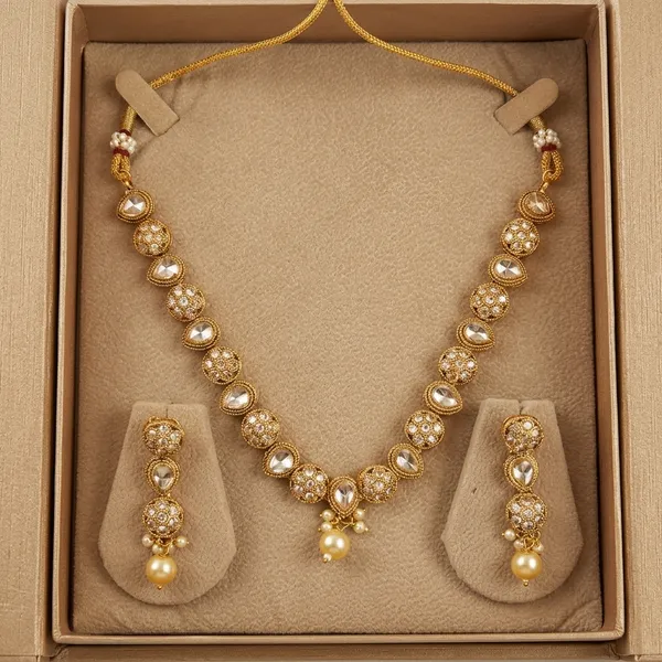 Champagne_And_Gold_Copper_Brass_Necklace_Set_For_Women