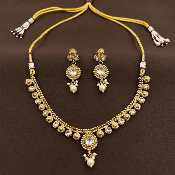Champagne_And_Gold_Copper_Brass_Necklace_Set_For_Women