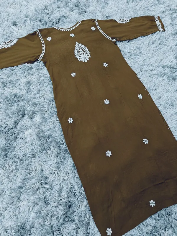 Aarna_Hand_Work_Fine_Chikankari__Straight_Kurti_For_Women