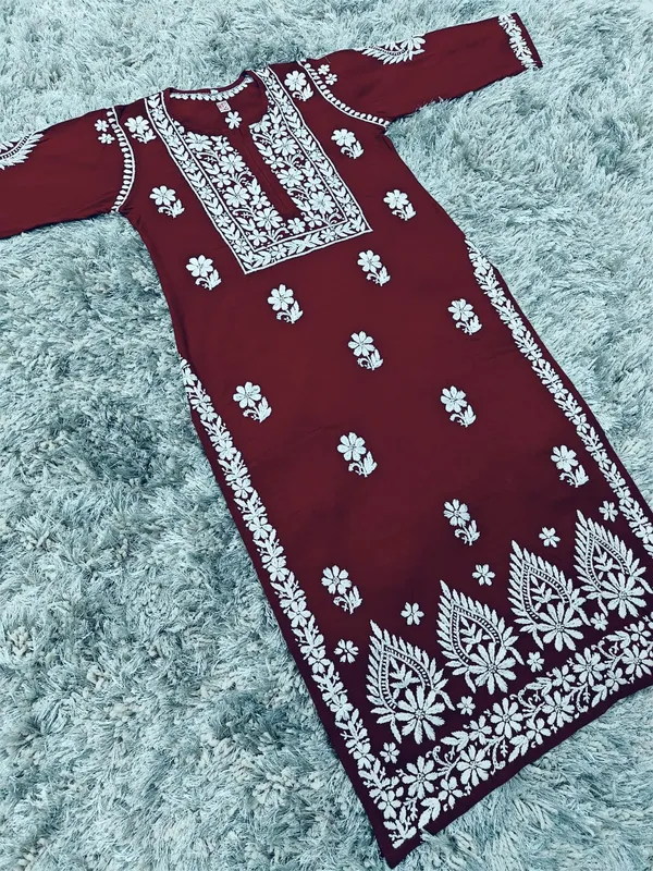 Aarohi_Hand_Work_Fine_Chikankari_Straight_Kurti_For_Women