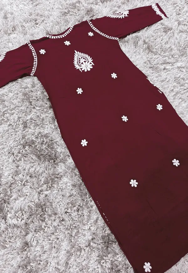 Aarohi_Hand_Work_Fine_Chikankari_Straight_Kurti_For_Women