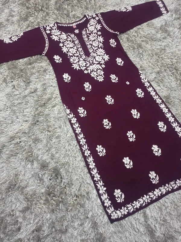 Aabroo_Hand_Work_Fine_Chikankari_Straight_Kurta_For_Women