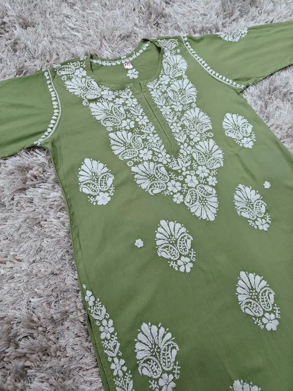 Nayab_Hand_Work_Fine_Chikankari_Straight_Kurti_For_Women