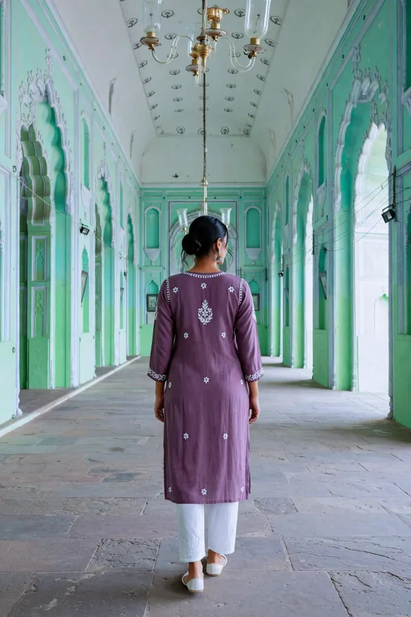 Noor-E-Ada_Hand_Work_Fine_Chikankari_Straight_Kurti_For_Women