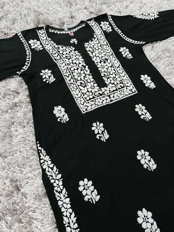 Saanvi_Hand_Work_Fine_Chikankari_Straight_Kurti_For_Women