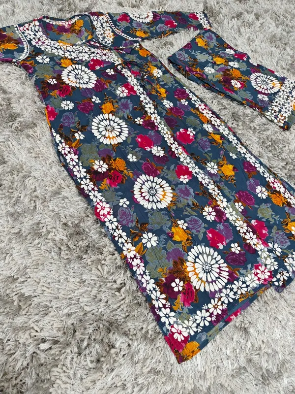 Zarqash_Mulmul_Cotton_Floral_Print_Angarkha_Palazzo_Set_For_Women