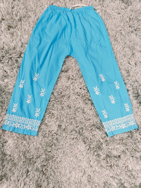 Rang-e-Noor_Hand_Work_Fine_Chikankari_Pant_Set_For_Women