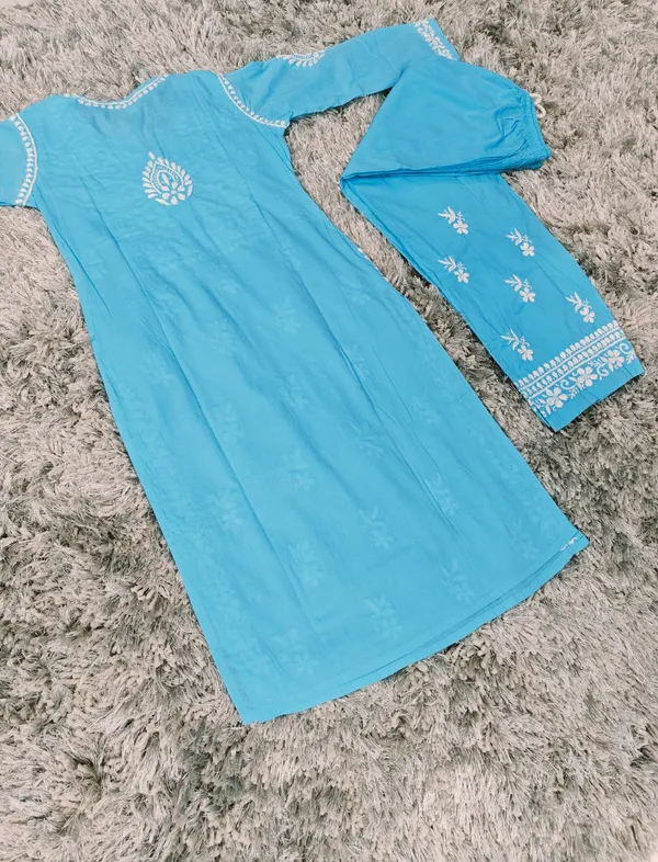 Rang-e-Noor_Hand_Work_Fine_Chikankari_Pant_Set_For_Women
