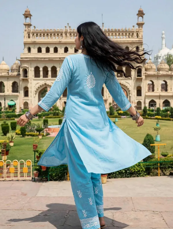Rang-e-Noor_Hand_Work_Fine_Chikankari_Pant_Set_For_Women