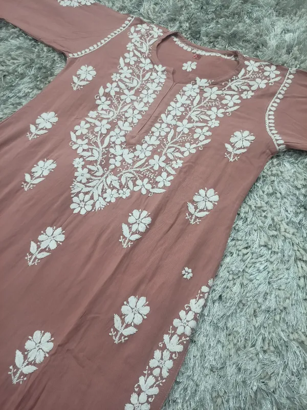 Saanvi_Hand_Work_Fine_Chikankari_Straight_Kurti_For_Women
