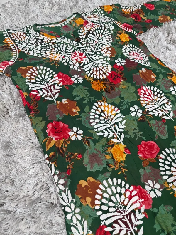 Haseen_Mulmul_Cotton_Floral_Print_Embroidered_Kurti_Palazzo_Set_For_Women