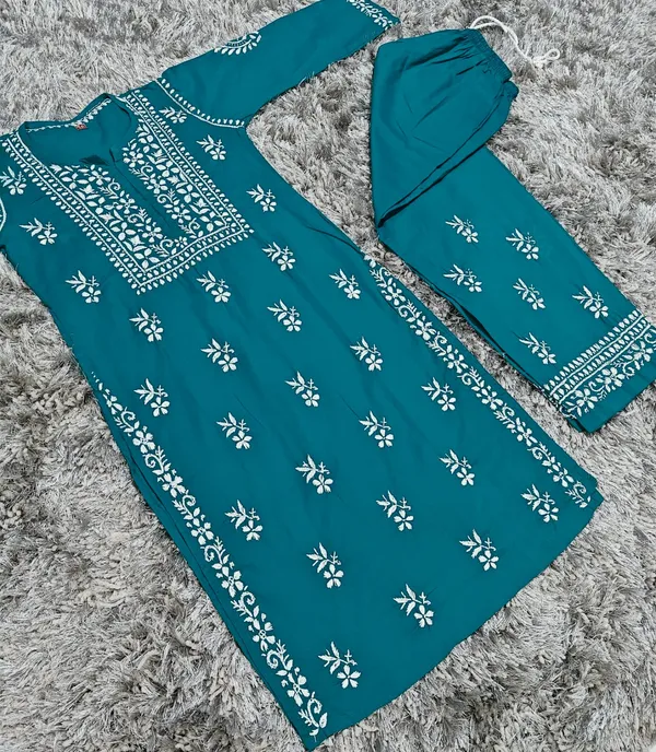 Vedika_Cotton_Hand_Embroidered_Straight_Kurti_Pant_Set_For_Women