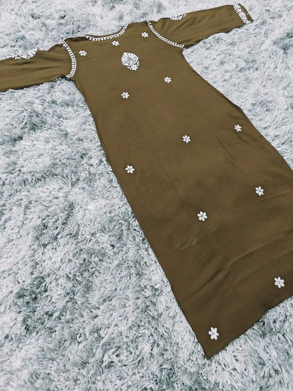 Fiza_Hand_Work_Fine_Chikankari_Straight_Kurti_For_Women