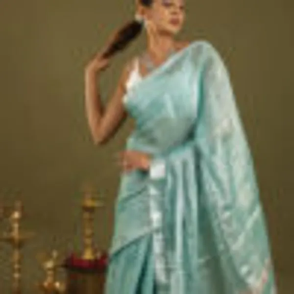 Aqua_Green_Tissue_Mul_Cotton_Hand_Woven_Saree_For_Women