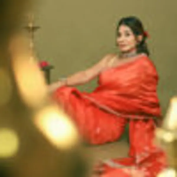 Ruby_Red_Silk_Linen_Hand_Woven_Saree_For_Women