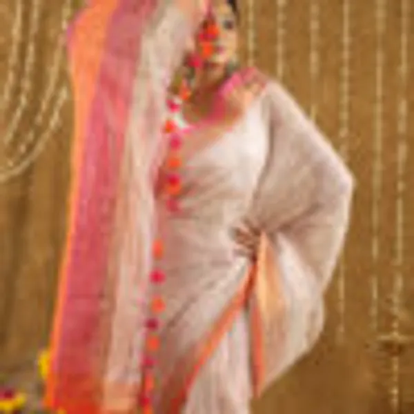 Ivory_Tissue_Cotton_Hand_Woven_Saree_For_Women