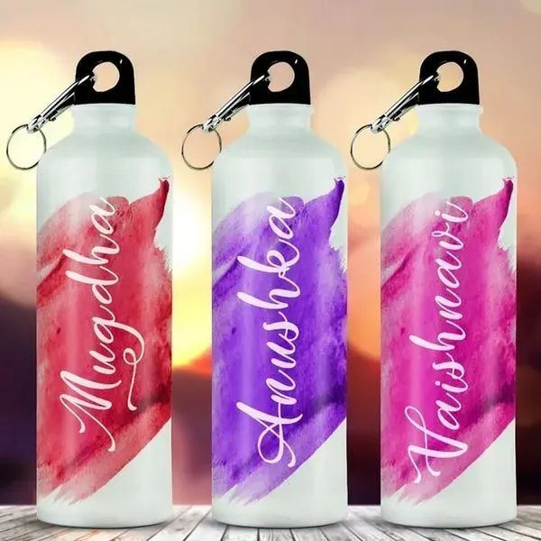 White_Aluminum_Sports_Water_Bottle_With_Carabiner_750Ml_Can_Be_Customised_With_Photos,_Logos,_Mesages