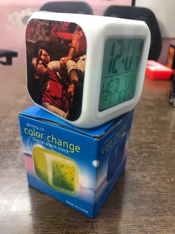 Mimitiinaa_Personalized_Photo_Cube_Digital_Alarm_Clock_With_Led_Light_Can_Be_Customised_With_Photos,_Logos,_Mesages