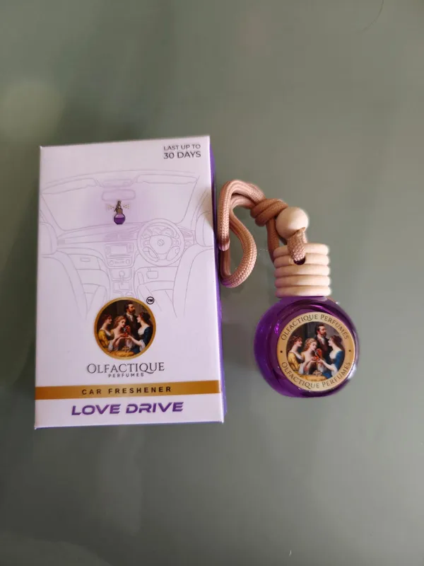 Love_Drive_Floral_Fruity_Patchouli_Car_Freshener
