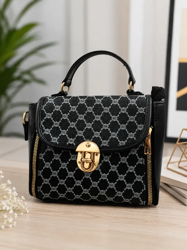 Elegant_Black_Printed_Handbag_with_Gold_Lock