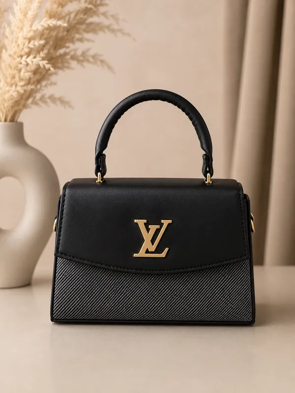 Elegant_Black_Structured_Top_Handle_Handbag
