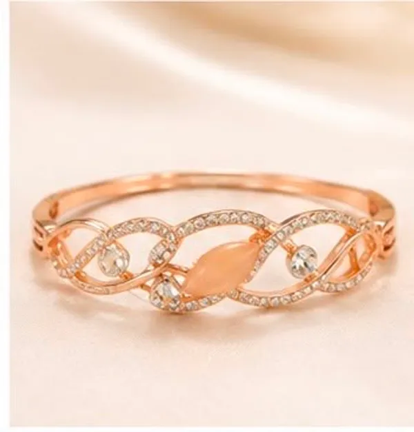 Infinity_Cat_Eye_Luxe_Bracelet