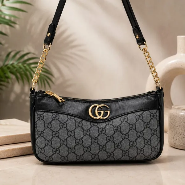 Luxe_Monogram_Chain_Shoulder_Bag