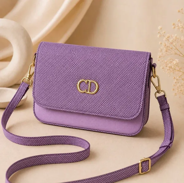 Luxe_Textured_Crossbody_Sling_Bag_with_Gold_Accent