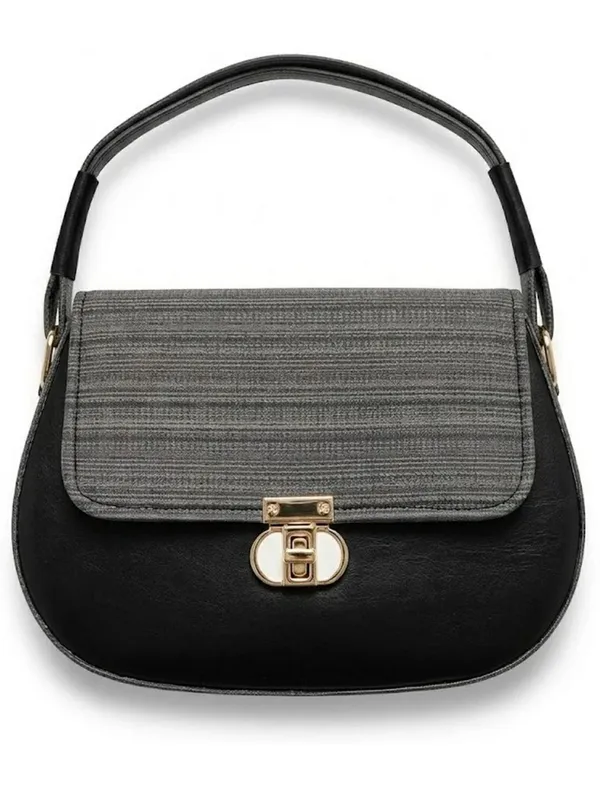 Textured_women's_handbag
