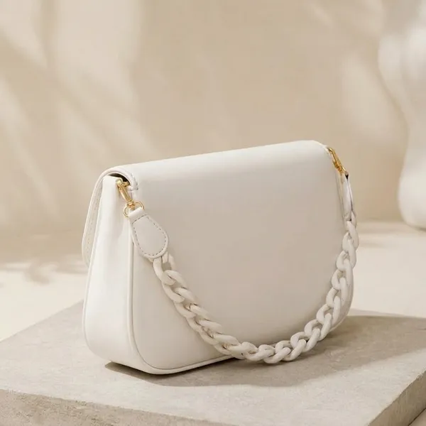White_PU_Leather_Handbag_For_Women